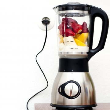 blender fruit plugged